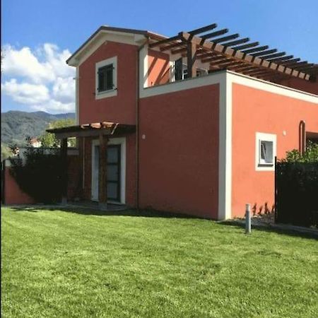 Caniparola di Fosdinovo Il Casale Rosso Monolocale Cinque Terre-Toscana المظهر الخارجي الصورة