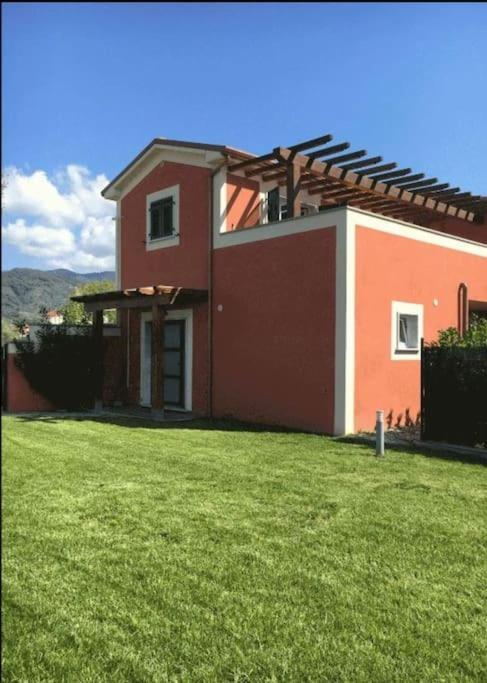 Caniparola di Fosdinovo Il Casale Rosso Monolocale Cinque Terre-Toscana المظهر الخارجي الصورة