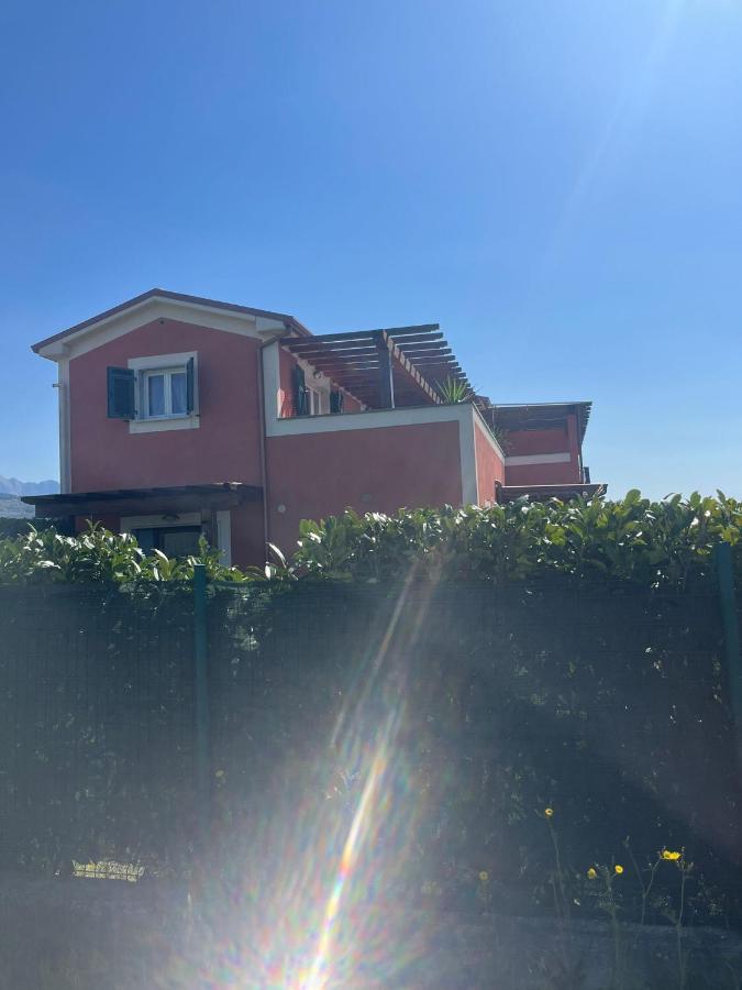 Caniparola di Fosdinovo Il Casale Rosso Monolocale Cinque Terre-Toscana المظهر الخارجي الصورة